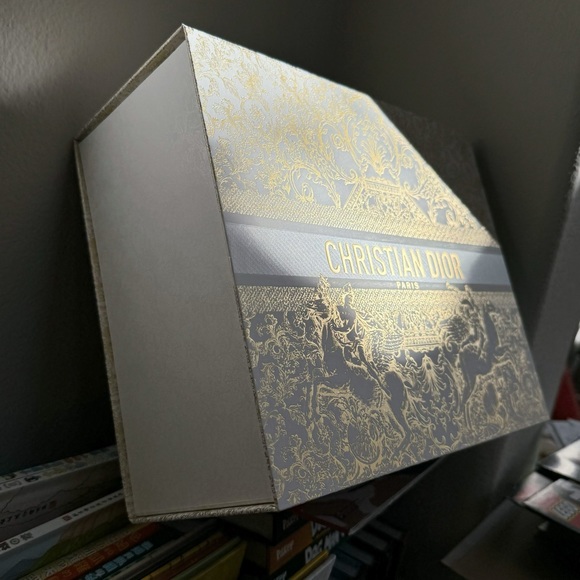 Christian Dior La Collection Privée Dior Holiday Gift Box Limited - Picture 6 of 12